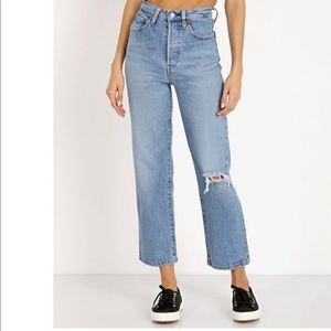 Levi’s Ribcage Straight